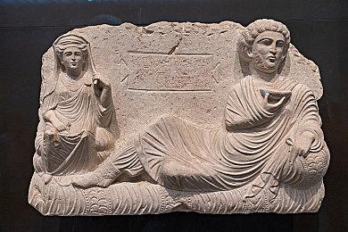 《发条革命》新预告：时间旅行玩出花 人偶抢尽风头